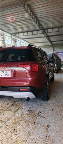 GMC Acadia